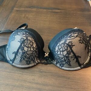 Gilligan & O’Malley Slightly Padded Bra!